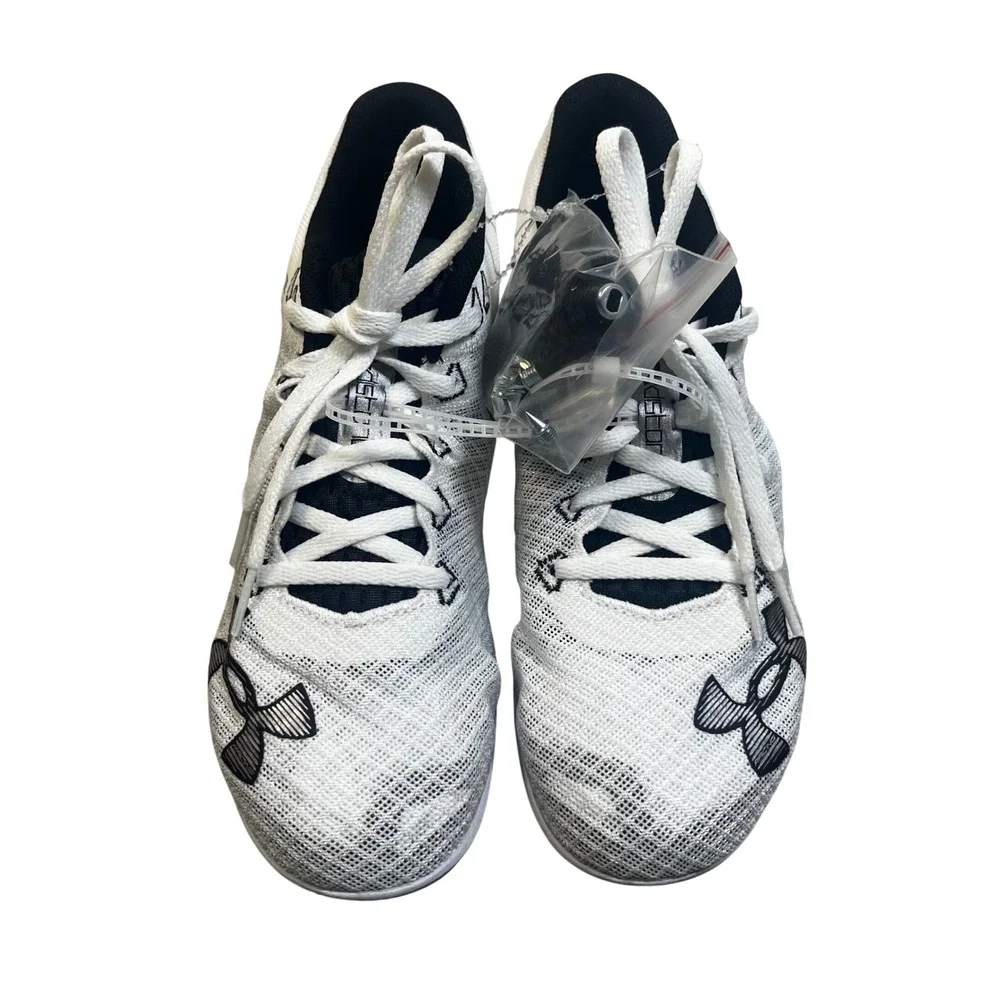 Under Armour Kick Distance Track Field Racing Spikes‎ Shoes 3025460-100 Size 9